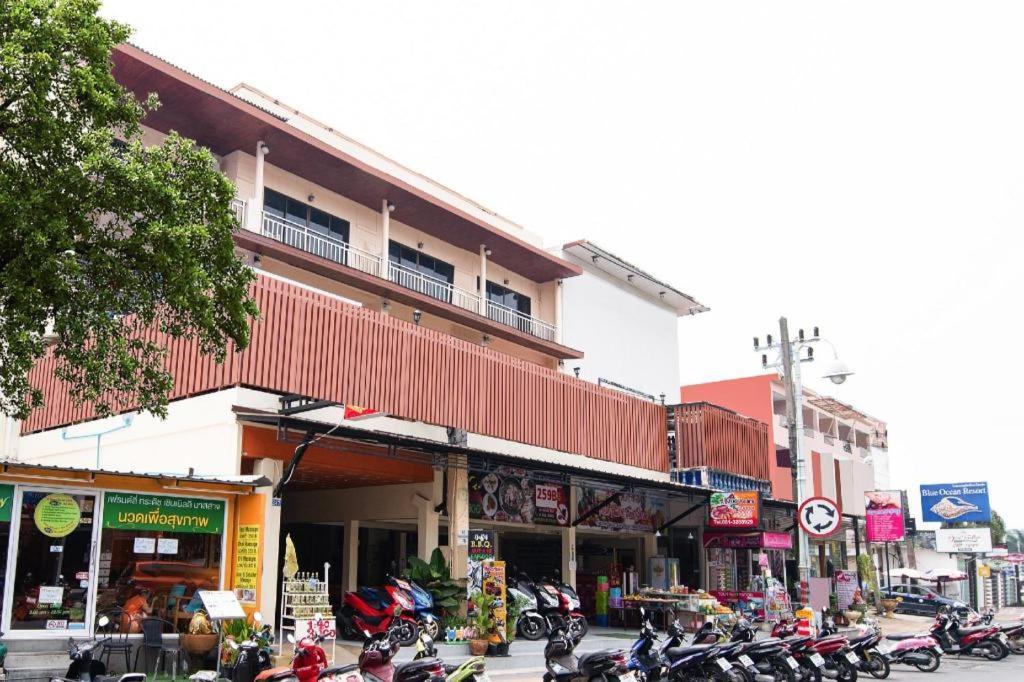 Hotel Oyo 343 Wanna Marine Patong Zewnętrze zdjęcie